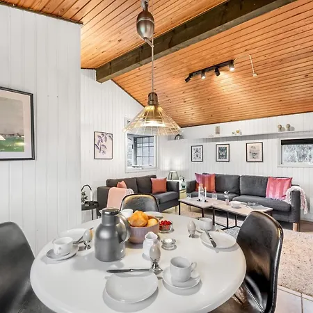 Barni Holiday home *