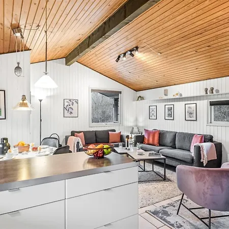 Barni - 11km From The Sea By Interhome Nyaraló