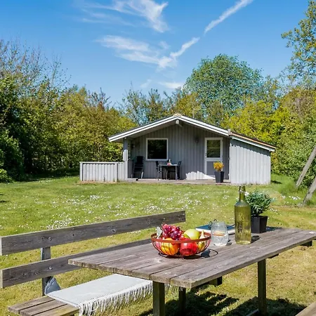 Сasa de vacaciones Barni - 11km From The Sea By Interhome